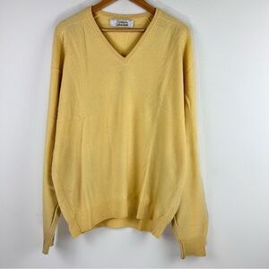 Vintage Lyle & Scott Cashmere V-neck Long Sleeve Pullover Sweater. Size 44